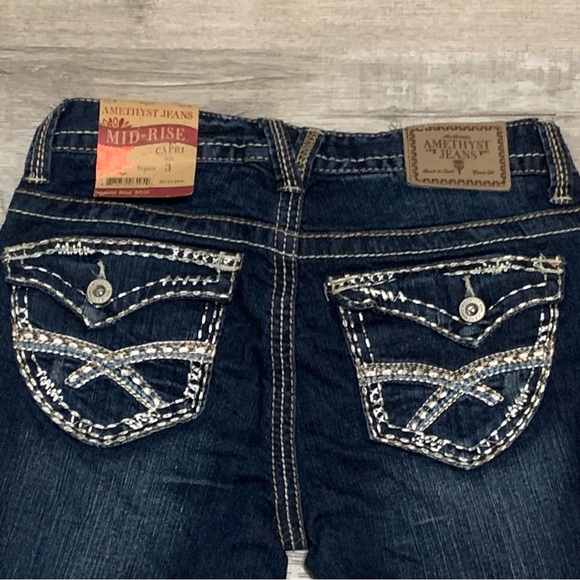 Amethyst Denim Mid Rise Capris Women’s Size 3 Dark Wash Jeans - Picture 6 of 6